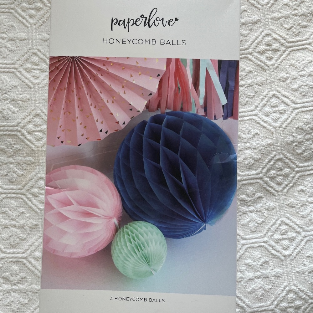 Paperlove Honeycomb Balls, Three, One if Each Color